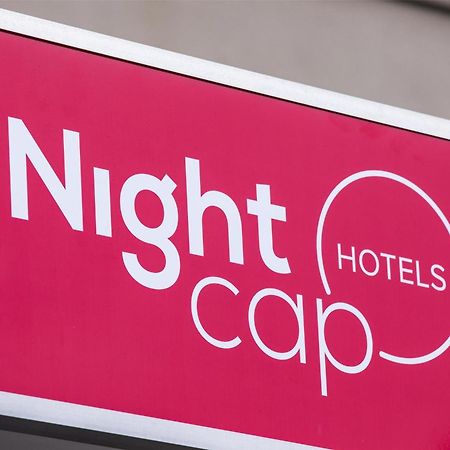 Nightcap At Chester Hill Hotel Bankstown Kültér fotó